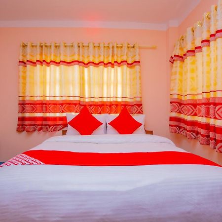 Oyo 589 Hotel Trimurti Katmandu Zewnętrze zdjęcie