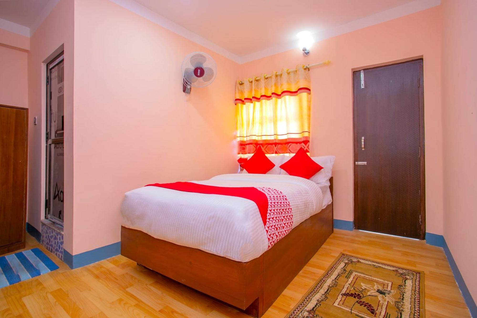 Oyo 589 Hotel Trimurti Katmandu Zewnętrze zdjęcie