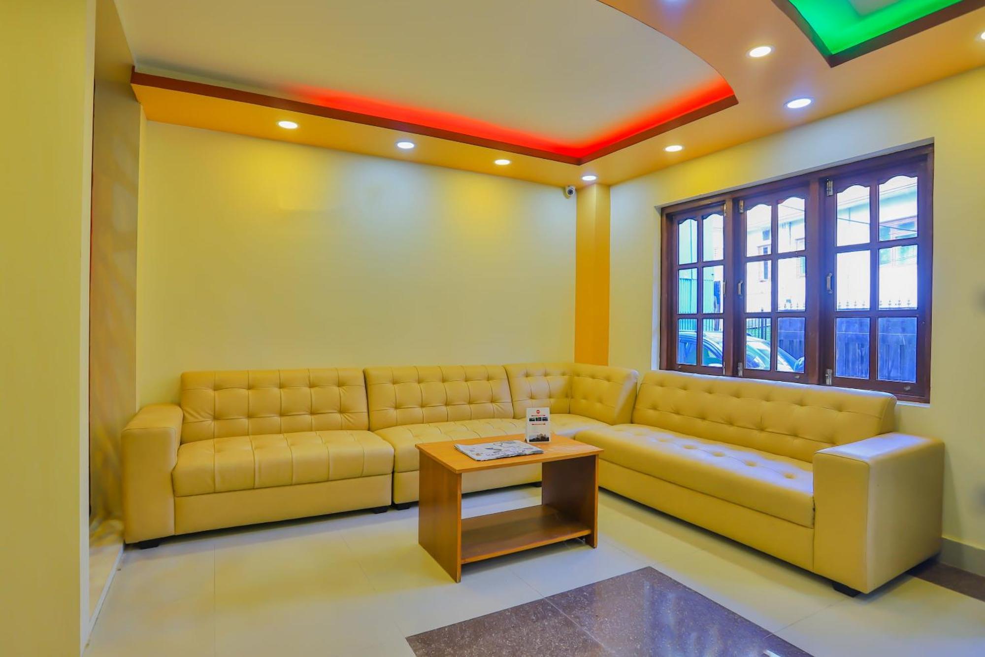 Oyo 589 Hotel Trimurti Katmandu Zewnętrze zdjęcie