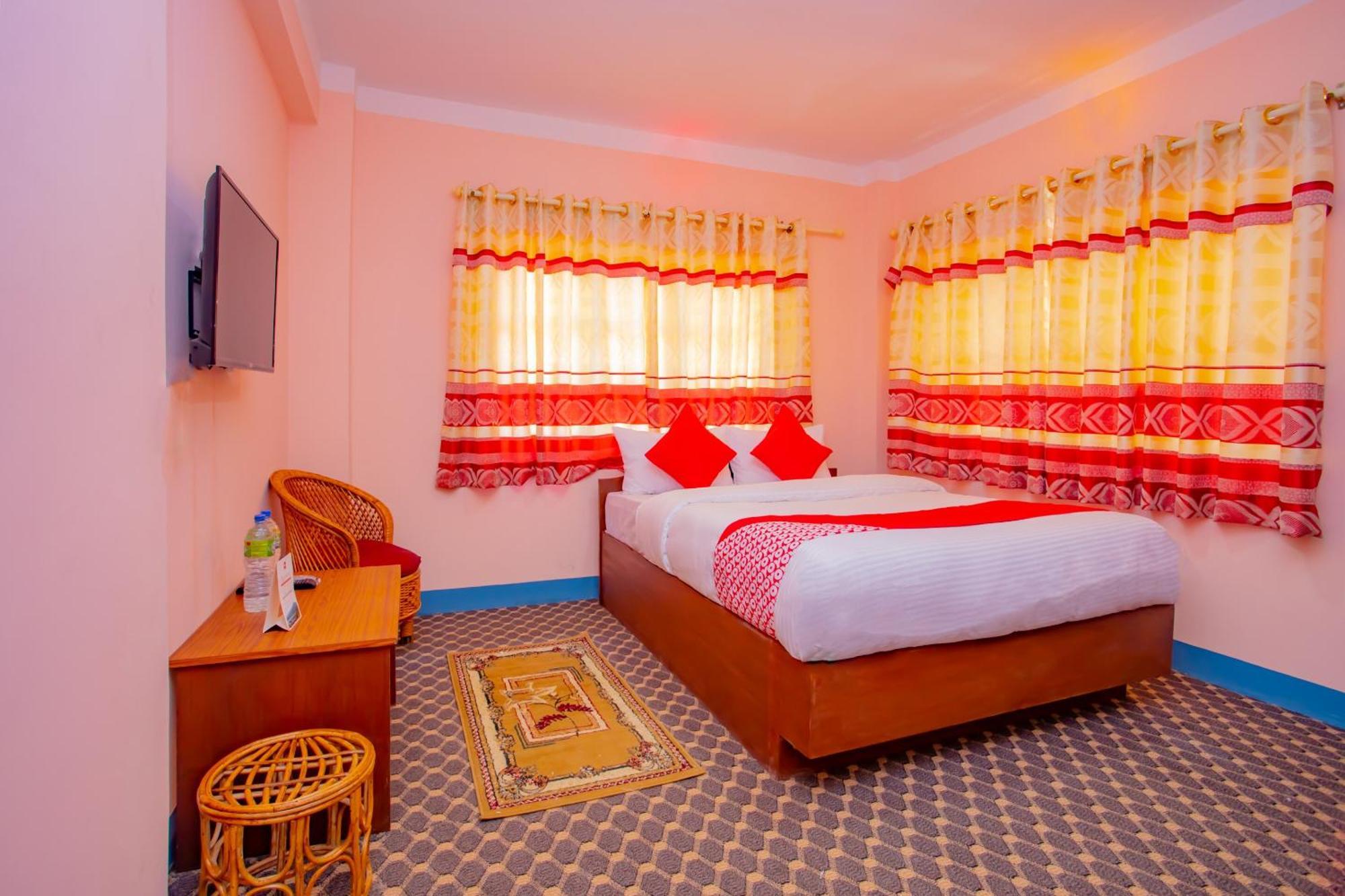 Oyo 589 Hotel Trimurti Katmandu Zewnętrze zdjęcie