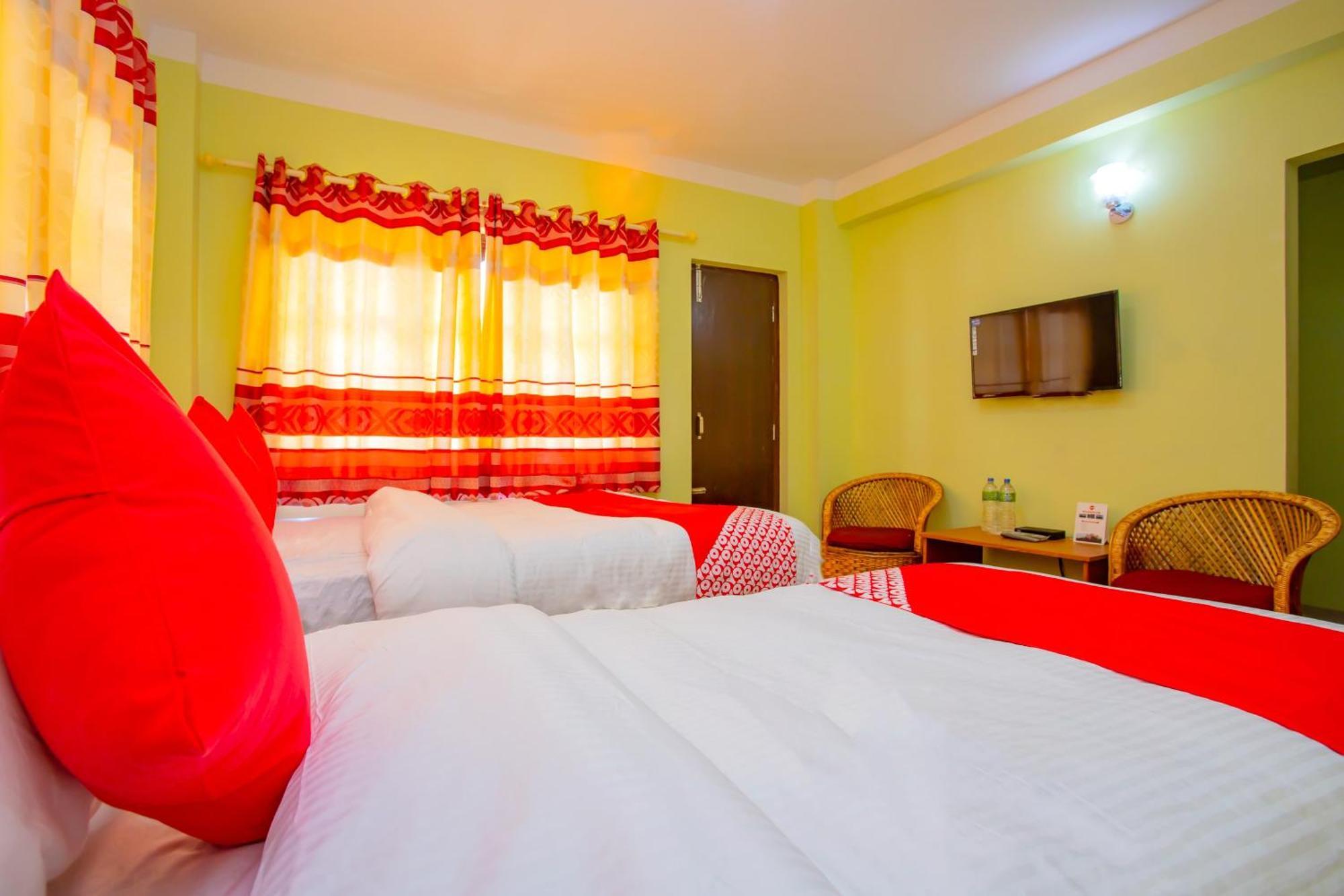 Oyo 589 Hotel Trimurti Katmandu Zewnętrze zdjęcie